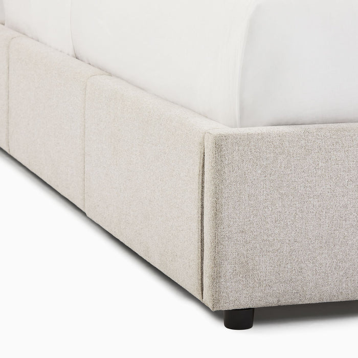 NO HEADBOARD BED — Ordinaire Vietnam