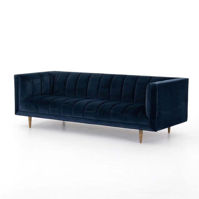 BISCUIT TUFTED SOFA